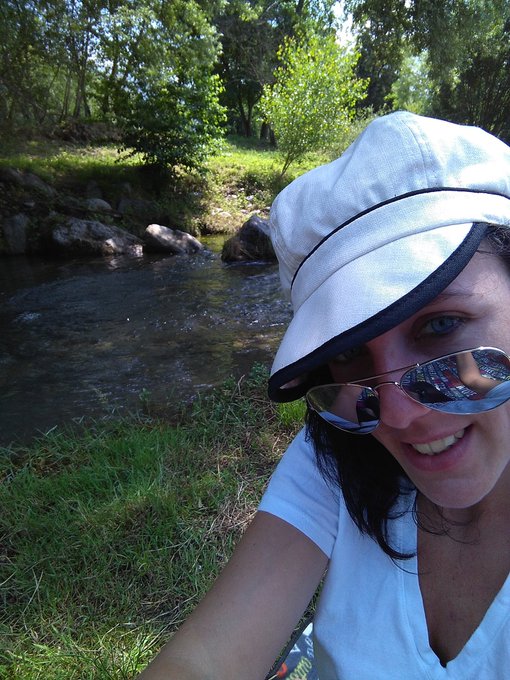 D&eacute;tente pr&egrave;s du gave de Pau &agrave; l'ombre 😉 bisous mes ch&eacute;ris !!! 💋💋 #cool #NGOT https://t.co/SNXbodzp07<a href="/tag/cool"class="tags"><span>#cool</span></a><a href="/tag/ngot"class="tags"><span>#ngot</span></a>