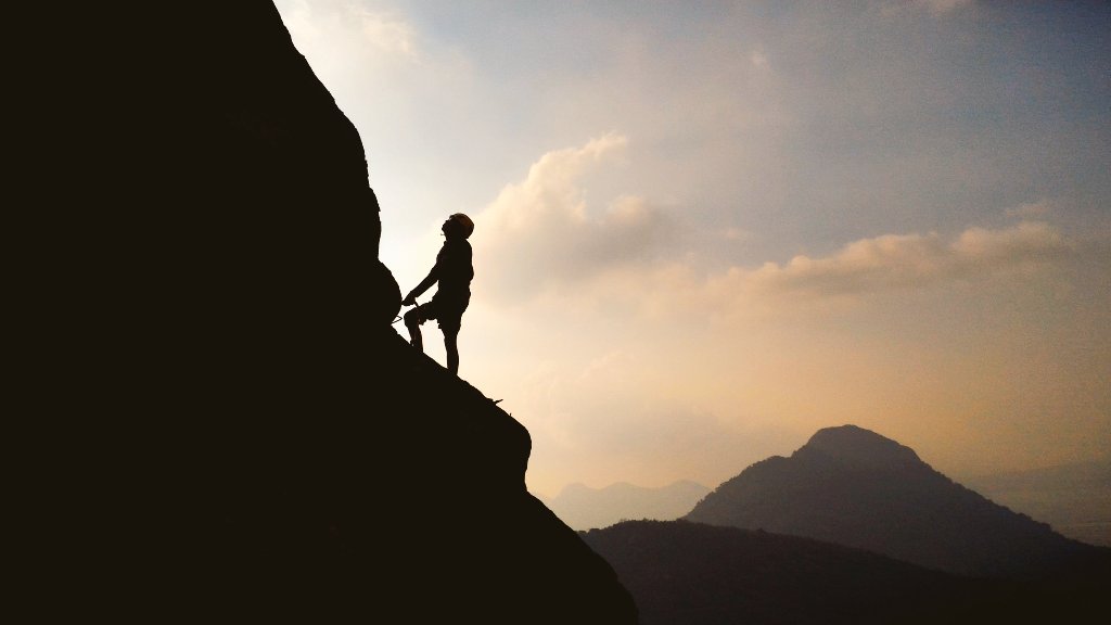 senja di gunung parang <a href="/BadegaParang/">Badega Parang</a> #viaferrata #nofilterneeded