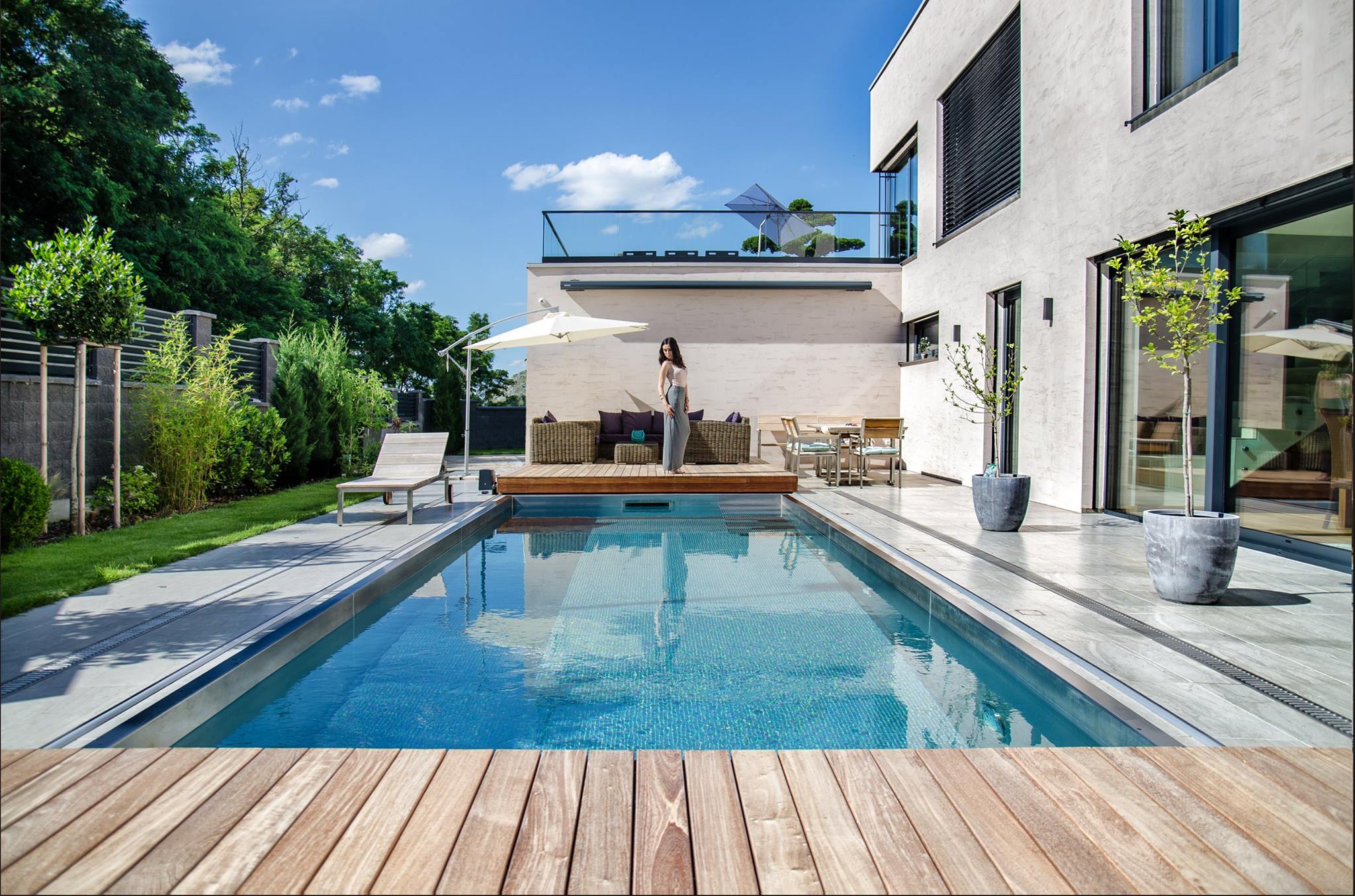 Бассейн рендер