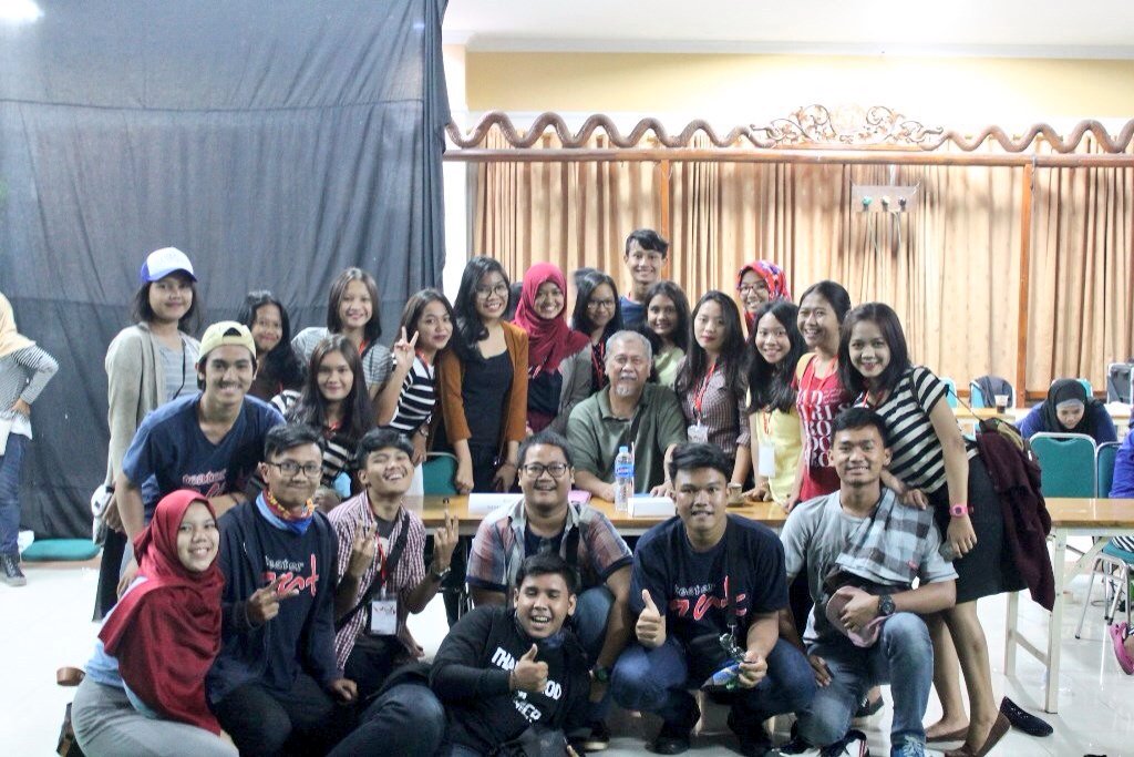 Inilah kami dengan generasi yang siap menggigit lebih perih dan akan membekas selamanya di hati kalian. SEMOET!!