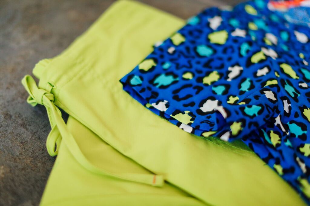 Cherokee4Less's tweet photo. #codehappyscrubs #codehappy https://t.co/8AWMEQA1K0