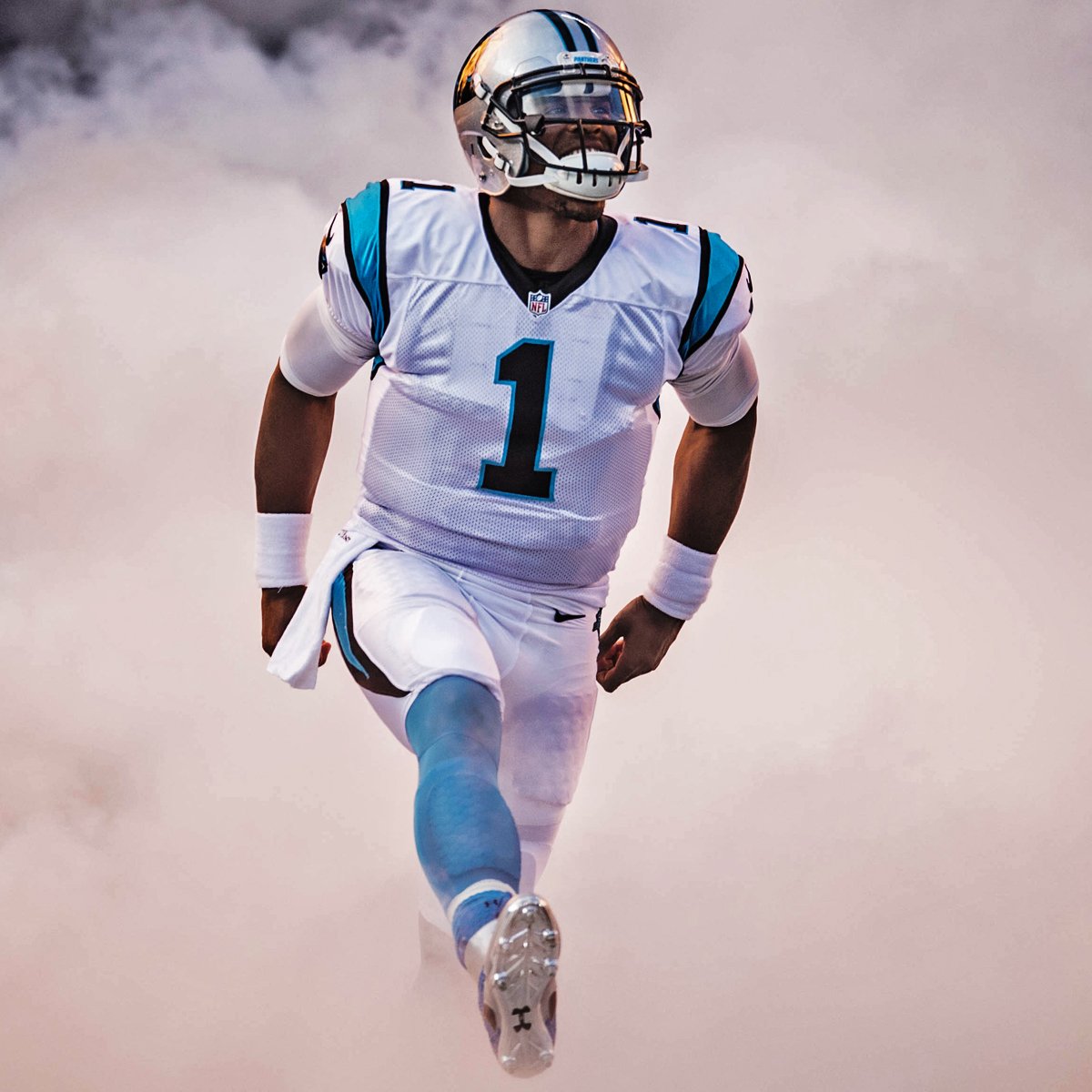 Panthers's tweet photo. Another Sunday Closer. #KeepPounding https://t.co/Lr2w7t9vB8