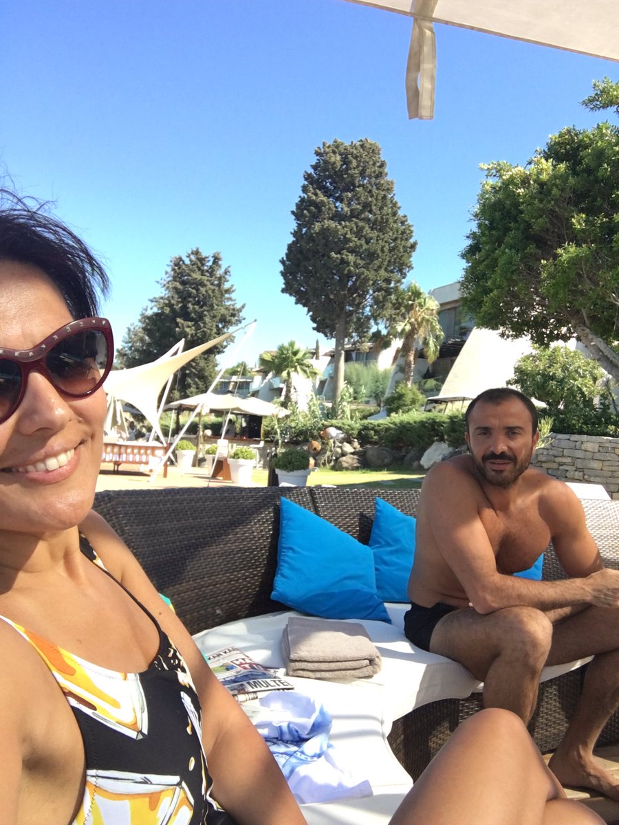 DemetAkalin's tweet photo. Bodrum😍👪🍀 https://t.co/7Gq1XO84IU