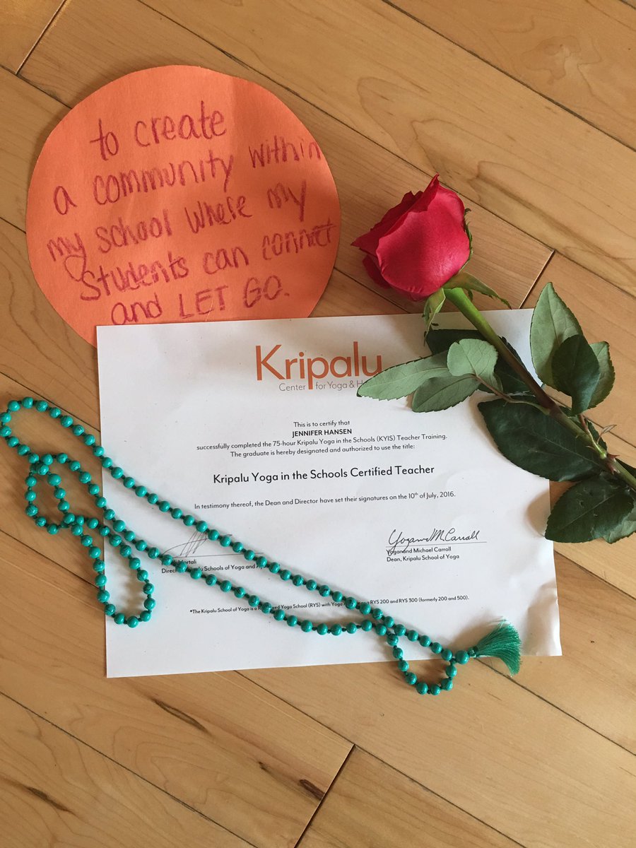 rhsHansen's tweet photo. Graduated today with a full heart &amp; amazing community of KYIS educators/yogis. So Grateful for this! @KripaluCenter https://t.co/RlgXOCuLn7