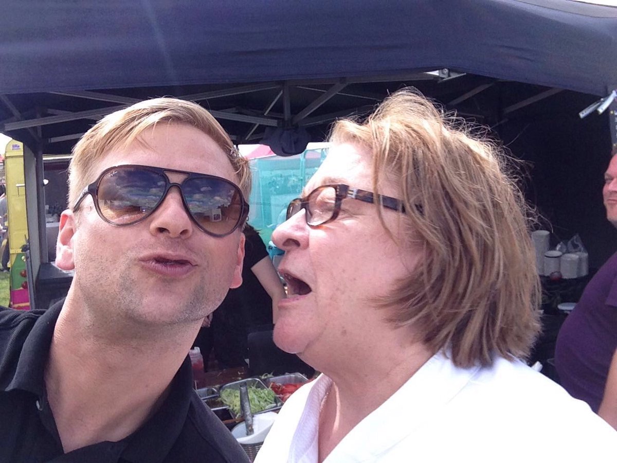 @EyeOnGreenwich <a href="/foodiesfestival/">Foodies Festival</a> <a href="/MamaVasty/">Pamela</a> @Pig_In_Middle <a href="/raviolliefood/">RaviOlliefood</a> <a href="/indian_streets/">Indian Street Food</a> <a href="/TheChiquito/">Chiquito</a> <a href="/Chockshop/">Chock Shop</a>