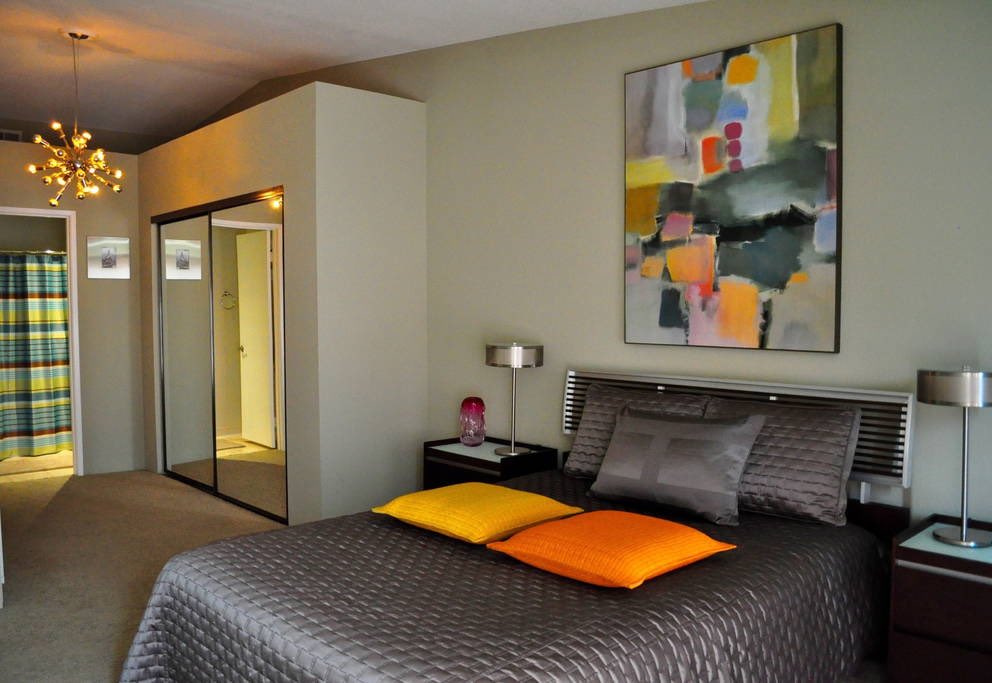 TedNguyen's tweet image. Love this two-bedroom vacation  condo with pools in #PalmSprings airbnb.com/rooms/7827483?… #Airbnb @SeePalmSprings