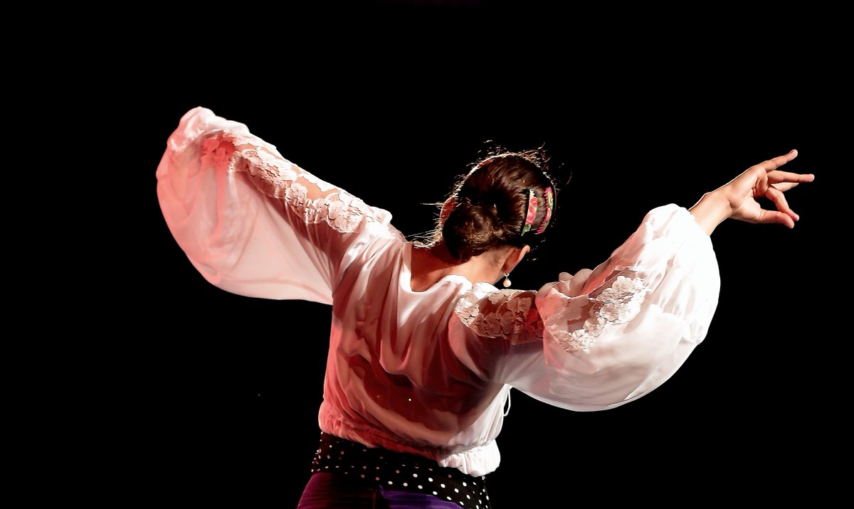 LUISA PALICIO <a href="/PalicioFlamenco/">Luisa Palicio</a> ,JUAN POLVILLO <a href="/juanpolvillo/">Juan Polvillo </a> ,ANA GÓMEZ y TUDELA <a href="/jmtudela69/">José Manuel Tudela </a> mañana 20,30 y 22,00 hrs