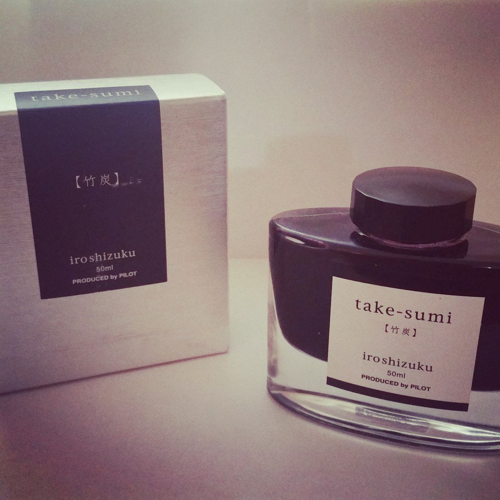 InkedNibBlog's tweet image. Review: Pilot Iroshizuku – Take Sumi inkednib.wordpress.com/2016/07/10/rev…