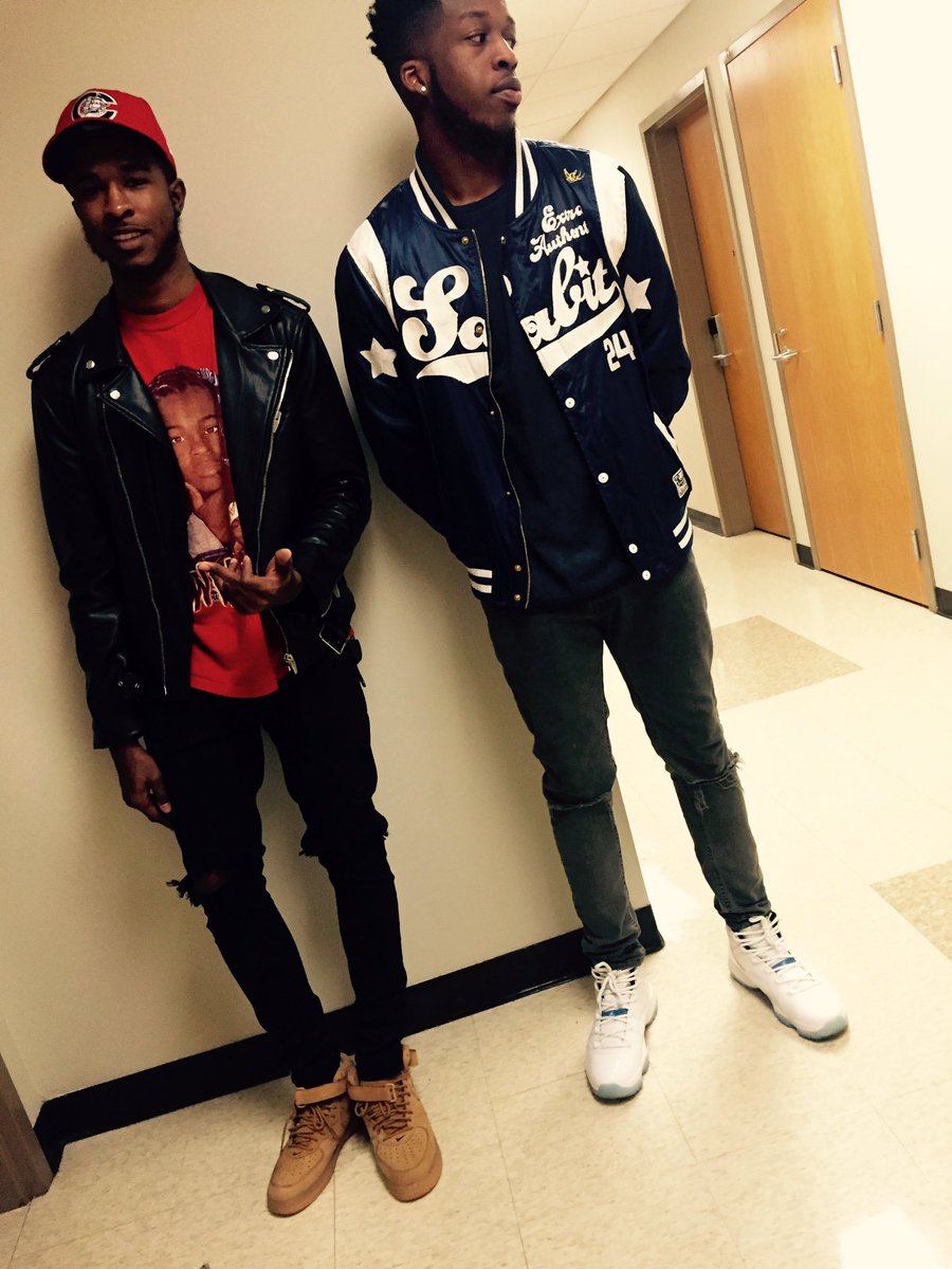 E_Breezy32's tweet photo. @The_locals1 #BlackMenDon'tCheat https://t.co/18QQ1lkI6h