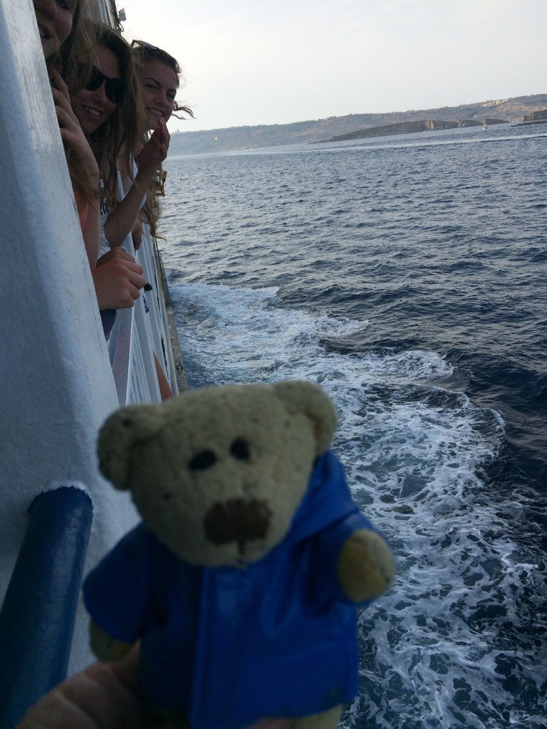 JCGGeog's tweet image. On my way to Gozo for a kayaking adventure. Very excited. @jcg_live