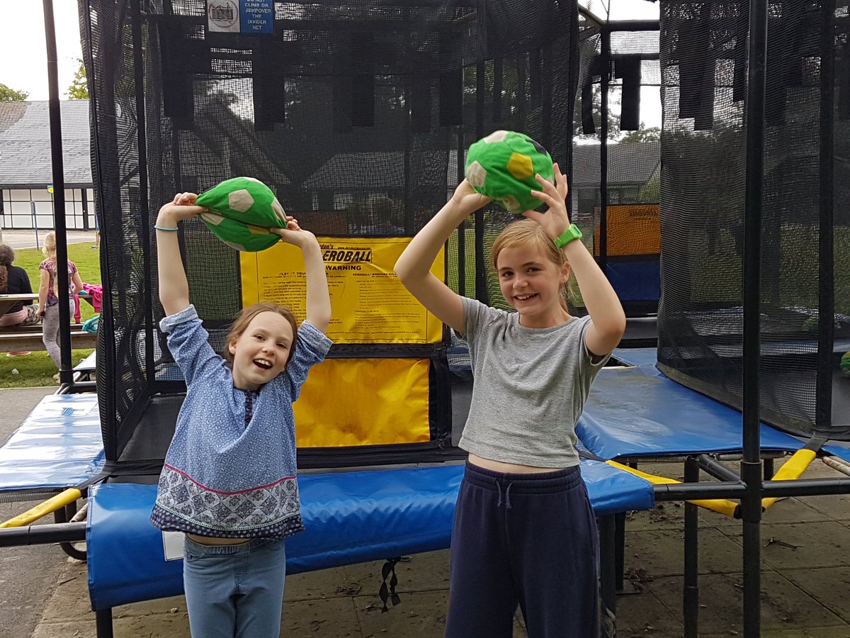 LoxleyCofE's tweet photo. Aeroball champions 2016 https://t.co/lRculL0HZa