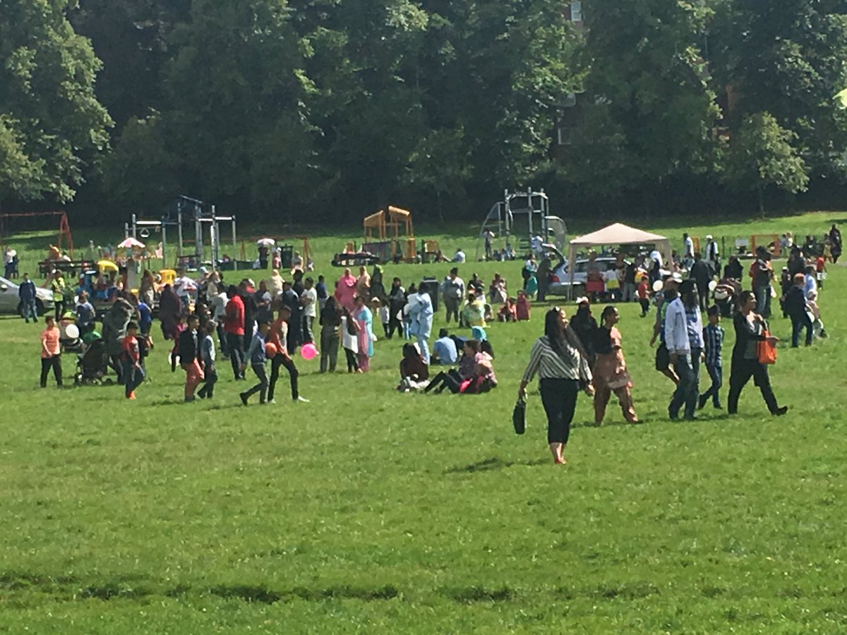 walk_to_freedom's tweet image. @MarySeacoleHA Family Fun Day great event and launch of #Luton #MOCKIES for @PRACTivateltd