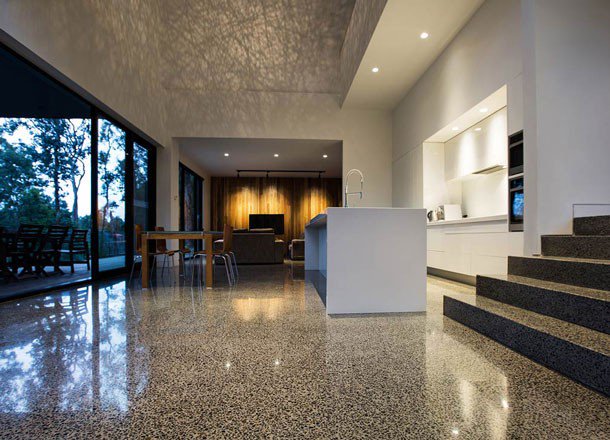 BainsFireplaces's tweet photo. 8 Items Interior Designers Avoid In Their Own Homes https://t.co/9e7IxPygGb https://t.co/IVIDqlDbNh