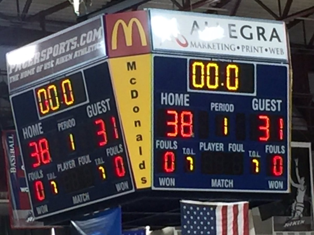 MyLineOfChamps's tweet photo. @TeamForrest_AAU 38 @carolinawolves 31 at the Half. @TeamForrest_AAU went small and took control. #Select48 https://t.co/WNjqQnr0tl