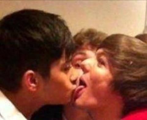 ZaynMPUR_'s tweet photo. Wtf @LouisTPUR @HarrySPUR
#ProyectInfinity https://t.co/PsXbzdKnDO