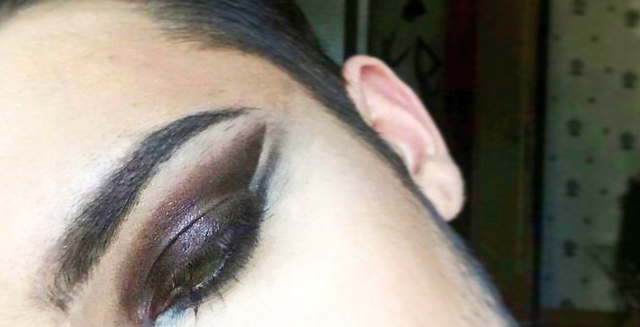 MadFlaw16's tweet photo. I wanna be the New @MannyMua733 #MakeUpForBoyChallenge #makeup #makeupgiveaway #makeupartist #makeupaddiction https://t.co/w3uWPKp4Tp