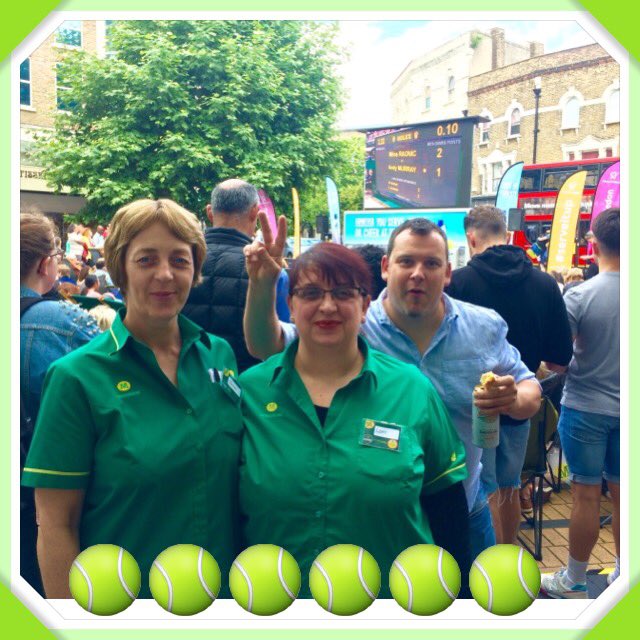 Lorimoz's tweet photo. #Murrisons in SW19 Taking a pix on our break and got photobombed ( but we knew him) πΎπ@Morrisons #Wimbledon https://t.co/TyqYiUVwg0