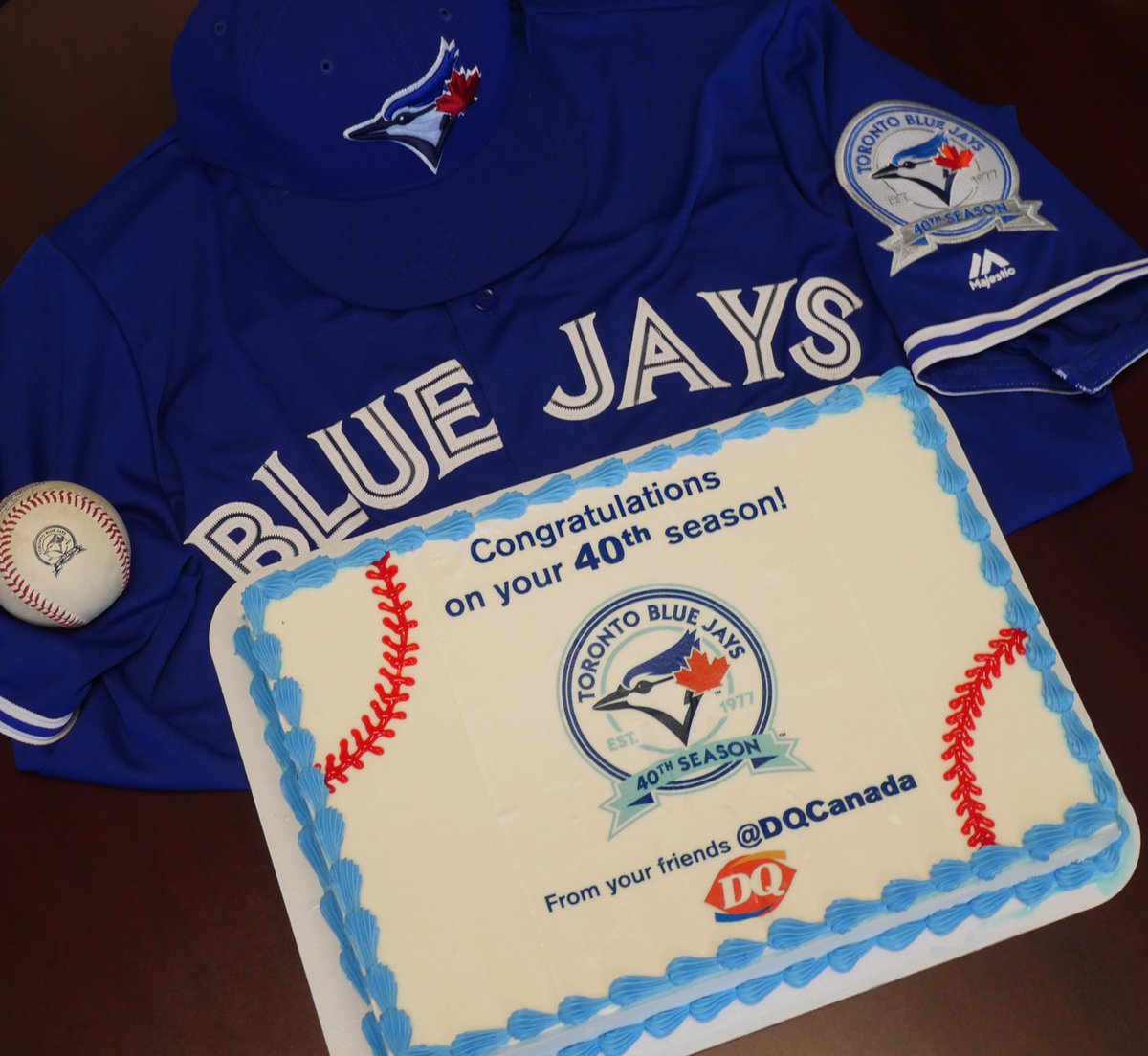 BlueJays's tweet photo. Thanks to our friends @DQCanada for sending us this awesome cake! https://t.co/JK82mYpm1W