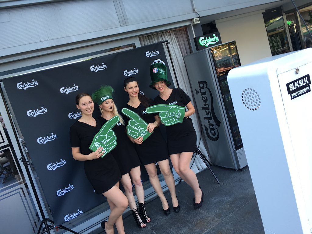 SlikSlikPhoto's tweet photo. Euro2016 photobooth party with Carlsberg #photobooth #carlsberg #euro2016 #beer #fotostojnica https://t.co/0CddpWLfES