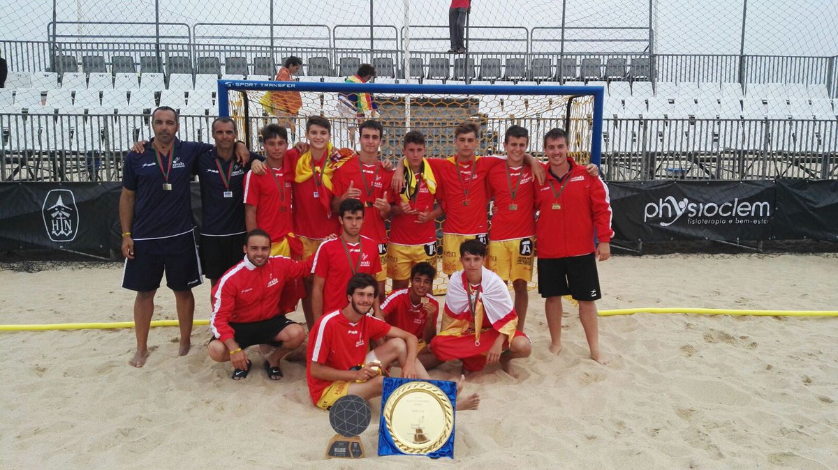 ¡CAMPEONES! 

#HispanosArenaCadetes #Nazare2016