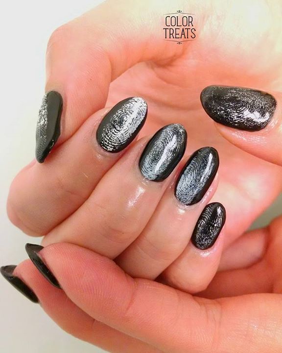colortreatspdx's tweet photo. Finger prints ☝🍥
#nails #nailart #fashionnails #fashion #japanesenailart #soakoffgel #coolnais #nailswag #nailsw… https://t.co/8rMfL7aQ0L
