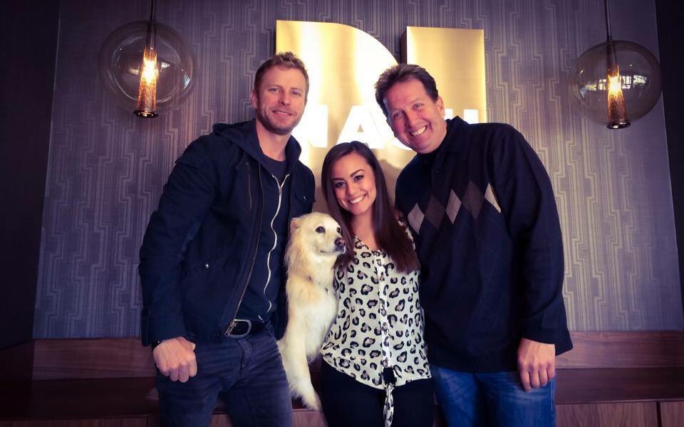 elainadsmith's tweet image. Thinking of you &amp;amp; your family @DierksBentley ❤️ the day you brought Jake to #NASHcampus was one of our favs #RIPJake