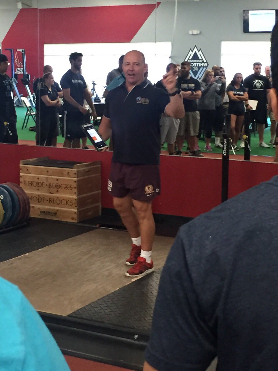 trainwithPUSH's tweet image. We're in the gym with #DanBaker at the @athleticlab learning optimal #VBT strategies using a #PUSHband