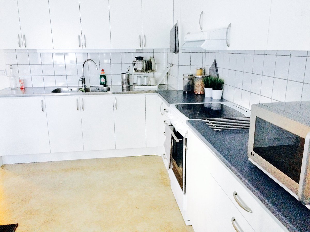 SandraSvrd's tweet photo. Efter några dagar i Umeå är allt klart i nya lägenheten👭🏢 https://t.co/6lk1jmADu8