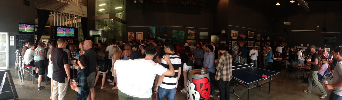 Canadabeermile's tweet image. We can't thank @amsterdambeer enough hosting our event last night! Now it's beer mile time with their Blonde ALE!