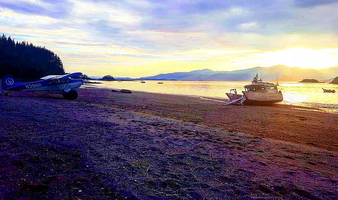 williesmarine's tweet photo. Beautiful Funter Bay💙 #camping #sunset #boatlife https://t.co/3XekreRyLh
