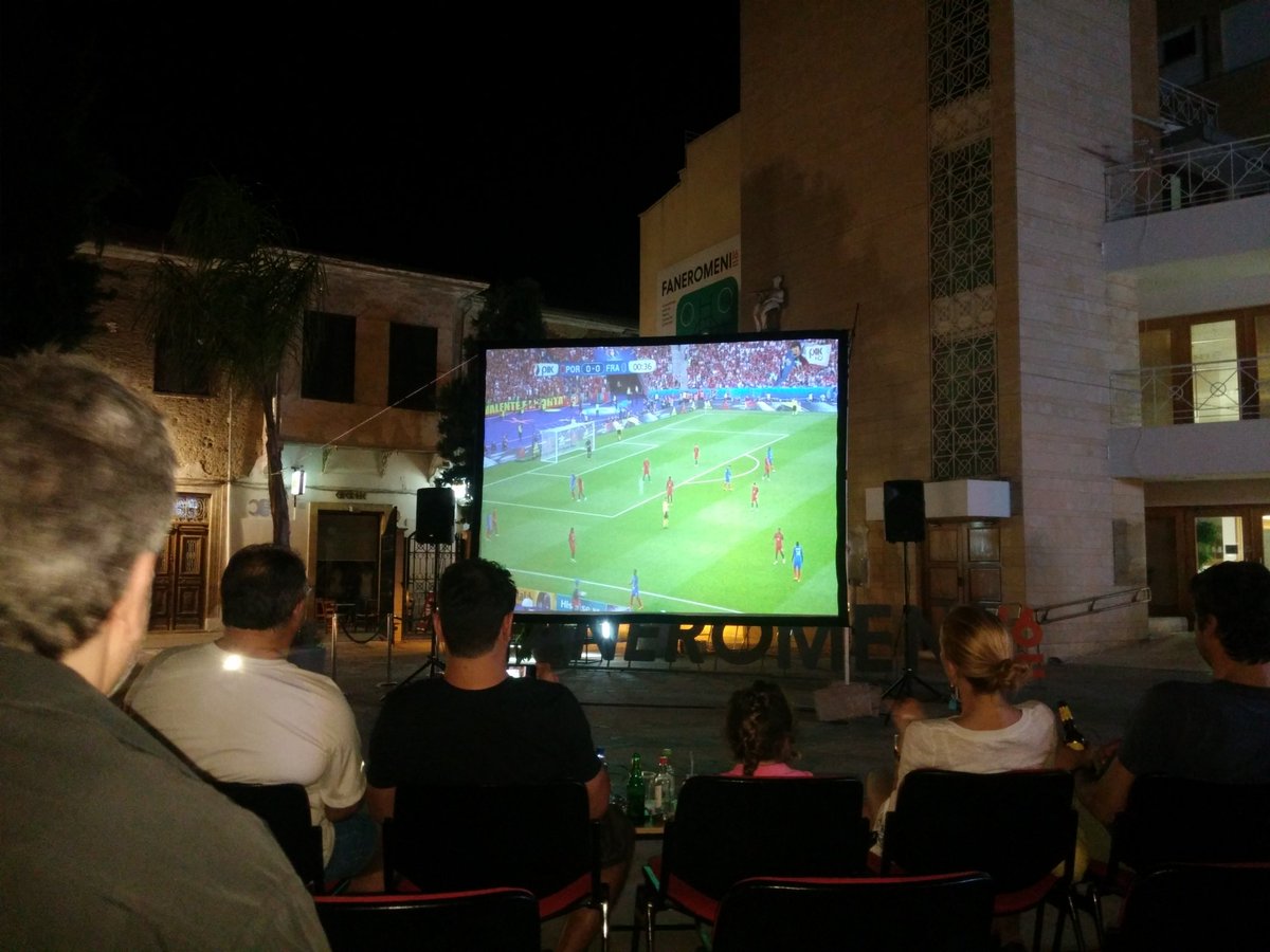 Με video wall βλέπουμε τελικο #EURO2106 @BoC_PressOffice