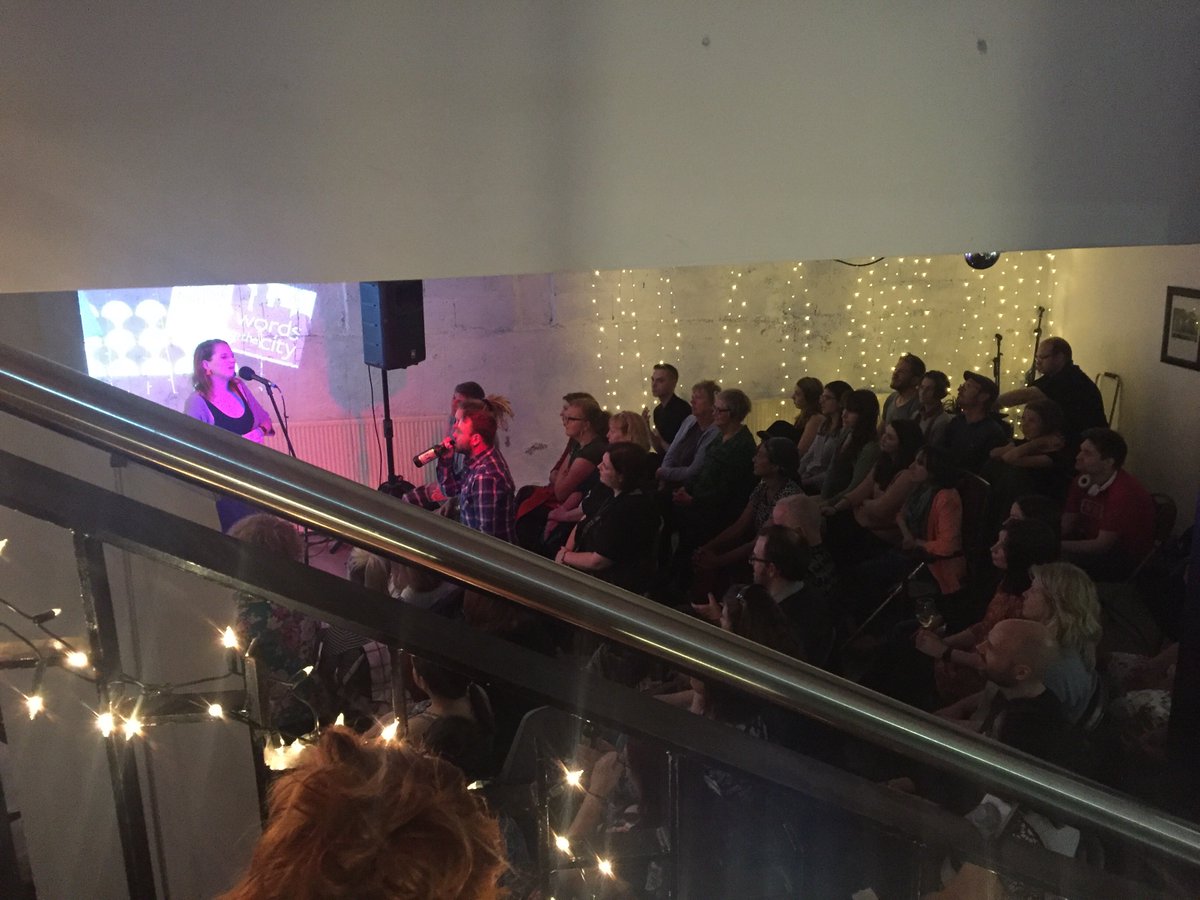 ilkleylitfest's tweet photo. “I think you might be the nicest audience I’ve performed for”- Gevi Carver at #WITC16 https://t.co/xymwu6Yvzt
