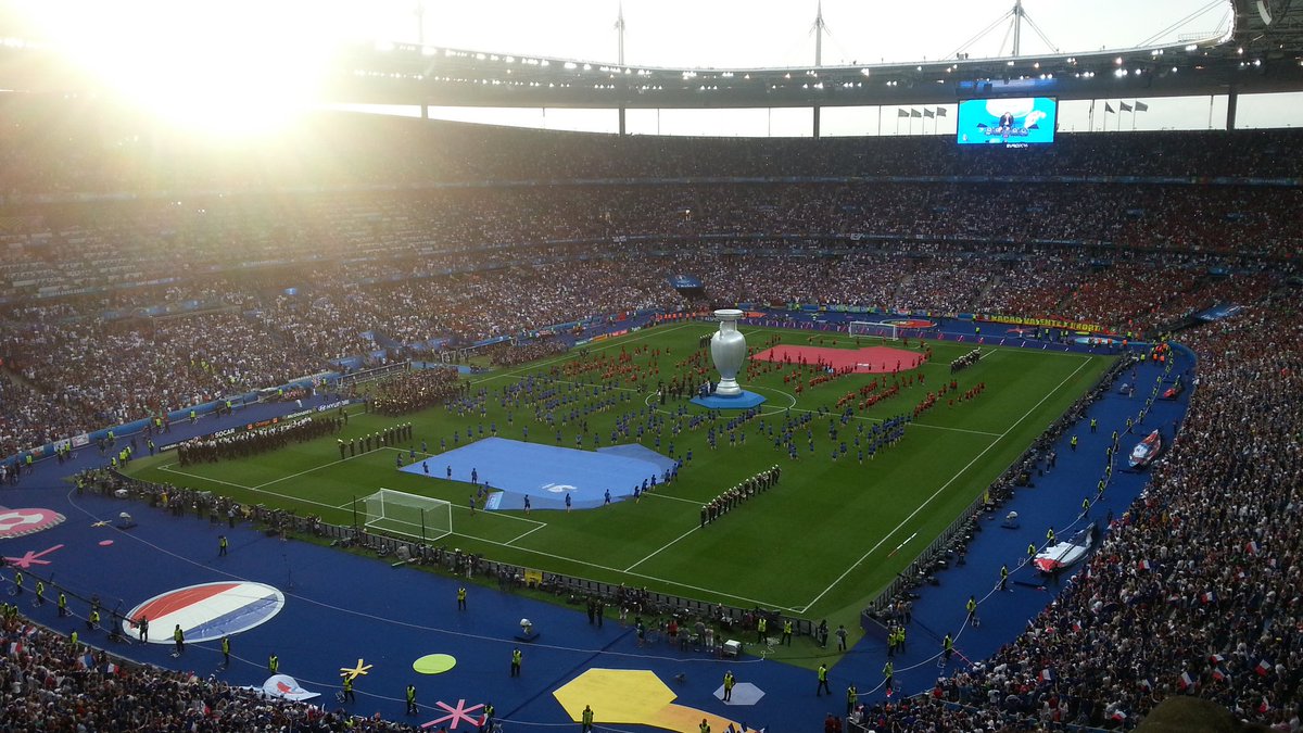 PiXaV's tweet image. ALLEZ LES BLEUS !! #FRAPOR