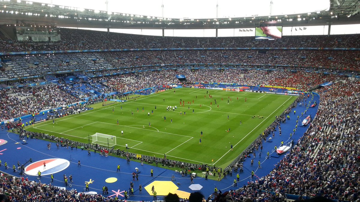 PiXaV's tweet image. ALLEZ LES BLEUS !! #FRAPOR