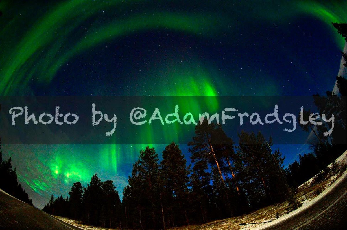 AdamFradgley's tweet photo. @Arcteryx Photographing Aurora Borealis in Arctic job was easier. I was dry and warm thanks to my #AlphaSV #Fission https://t.co/495PKvqTzQ