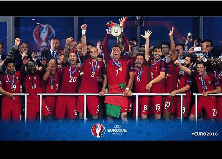 FINAL Eurocopa 2016 - Página 5 CnC0HPSWYAAbQU3