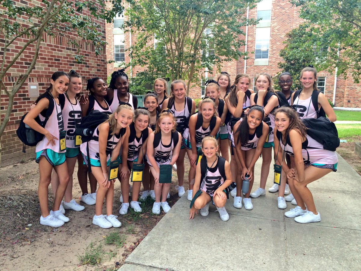 CMSCatsCheer's tweet photo. These Cats are ready for a great first day of camp! #UCAcamp #CMSwildcats #cheerislife #eatsleepcheer https://t.co/HwrrZmcK9J