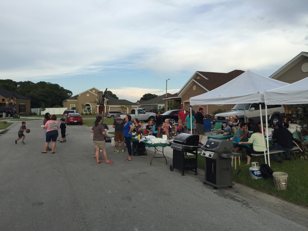 adambeamer's tweet photo. @fbcpcfl neighborhood cookout. Getting to know our neighbors. #fbcpc #fbcpconmission https://t.co/J2YfYVeE3Y