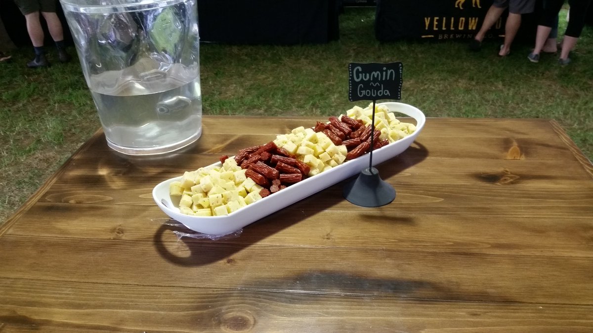 The <a href="/goldenearscheez/">Golden Ears Cheese</a> beer-fest 
#cheese #mapleridge #foodie