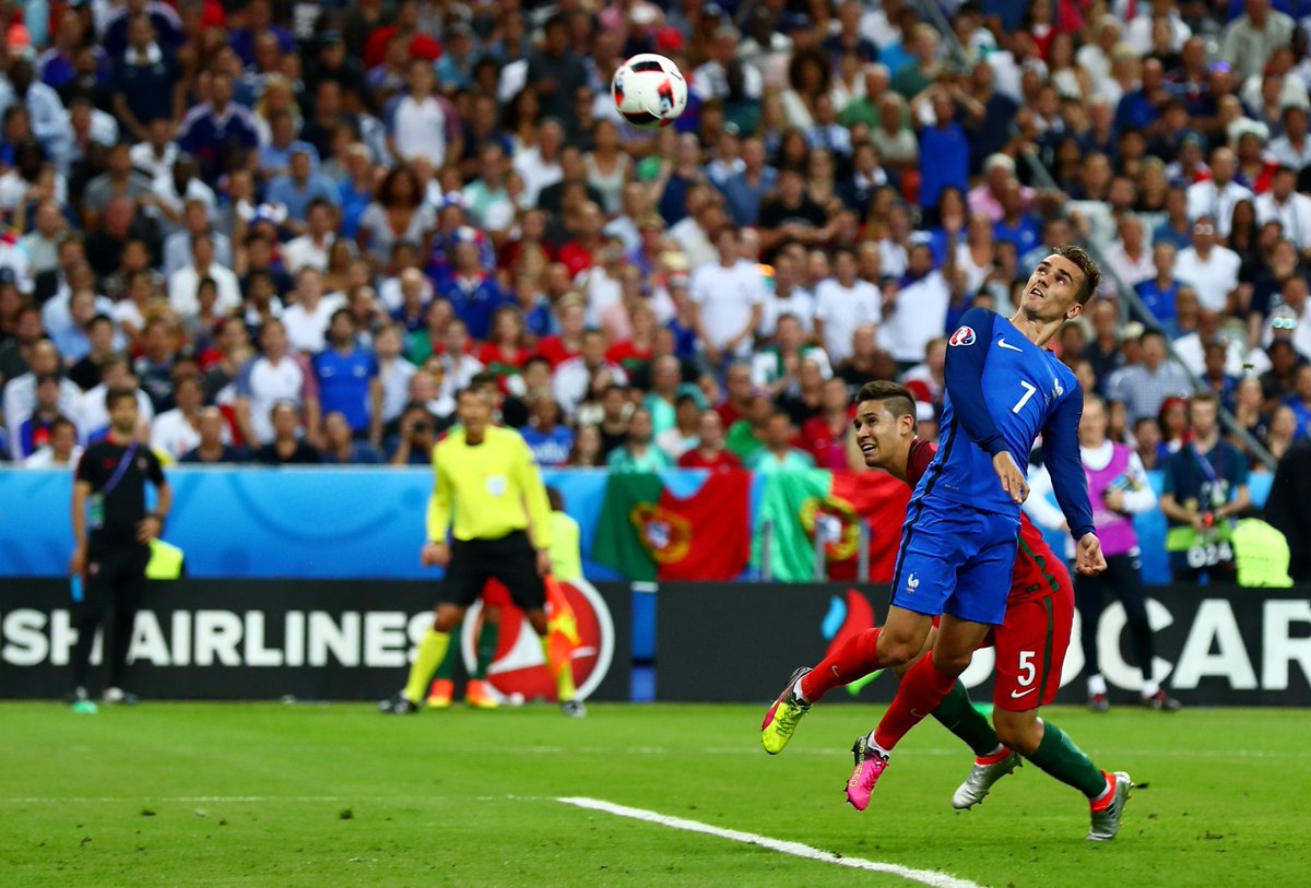 SkySportsPL's tweet photo. Gignac hits the post in stoppage time but it's finished goalless! https://t.co/c6WLQbpS0J #PORFRA #Euro2016Final https://t.co/ermyP5bIrw