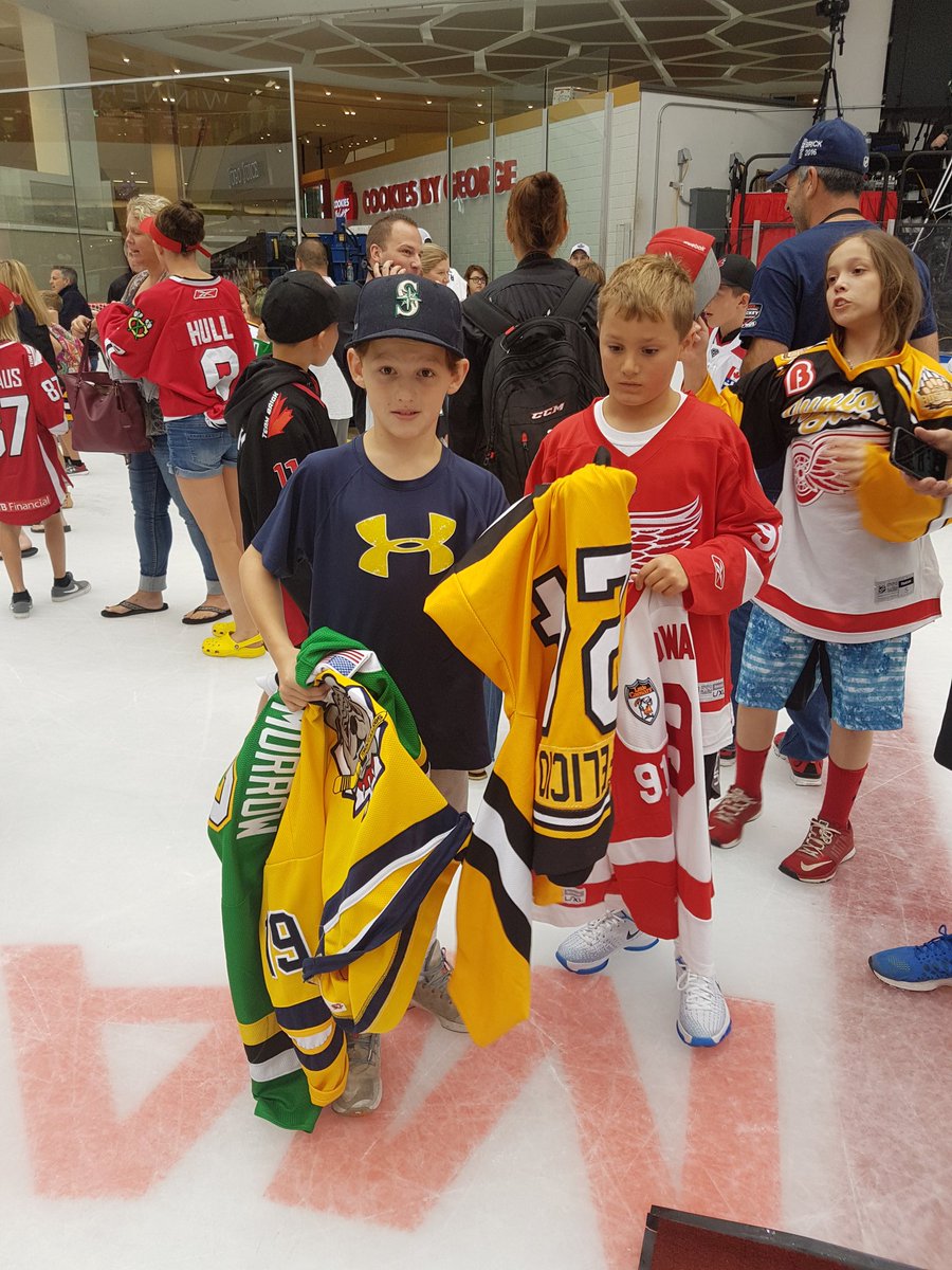 brickhockey's tweet photo. After the closing ceremonies the kids love the jersey swap. Some will stay friends forever. #brickmemories https://t.co/zKqe6I1zus