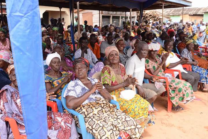 MoGCSP_Ghana's tweet photo. Moments after registering 600 Elderly men and women onto the NHIS.
#MoGCSP_Ghana #NanaOye #FreeNHIS https://t.co/nmhTsR9ulE