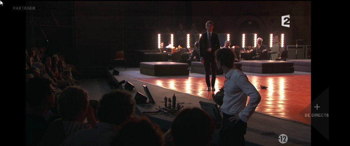 Fradales's tweet photo. Herbert, notre conscience #damnes @ComedieFr @Culturebox @france2tv #FDA16 https://t.co/8wjEgPaOsU