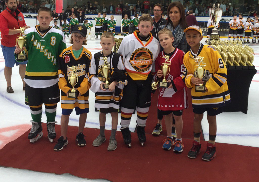 BC JR Canucks Brick tweet media