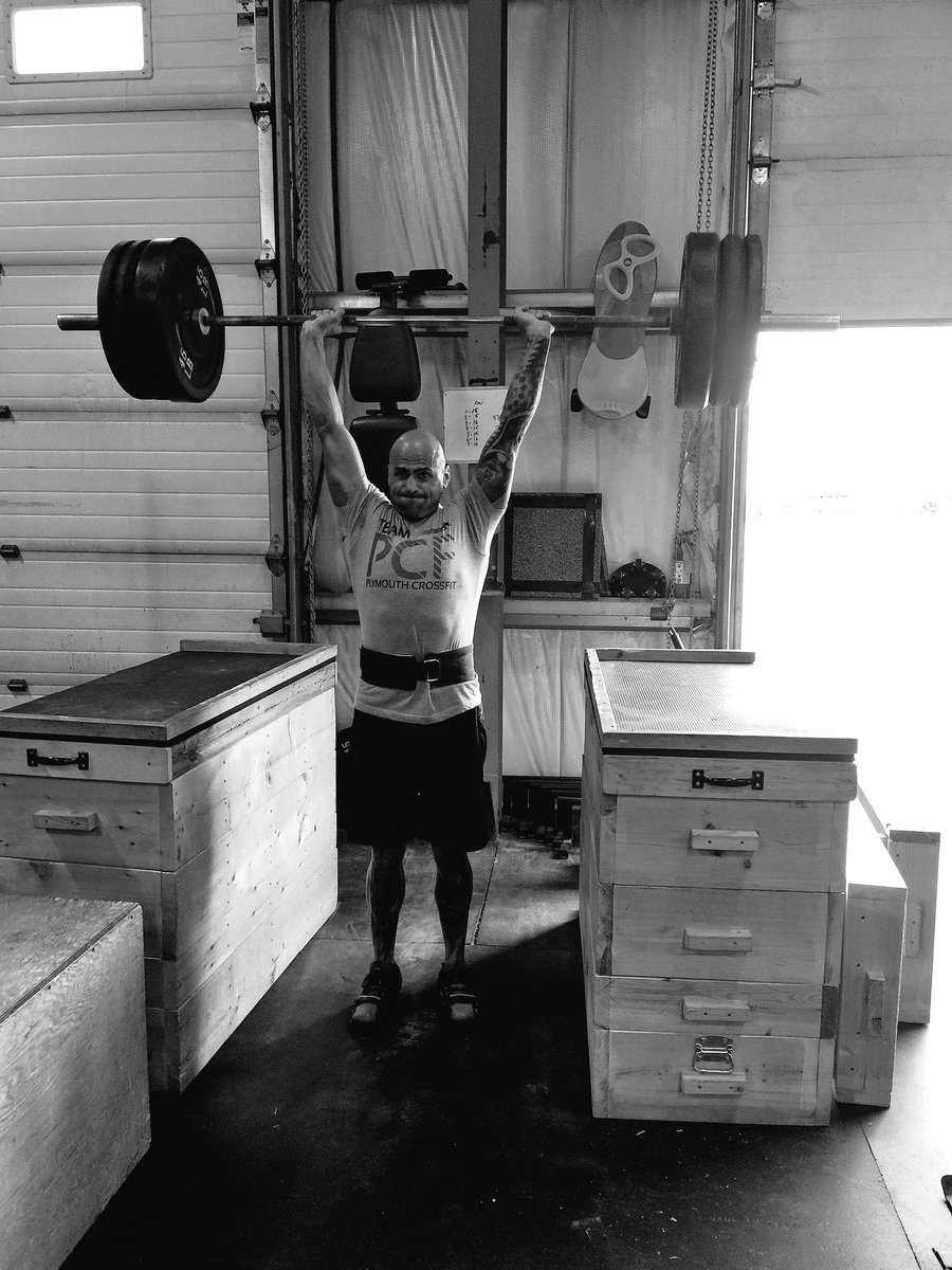 Noel_Fire's tweet photo. #205 Push jerk emom 5!! #COMPLx5 #CRE-ELIETE #POSTRx @RIVALUS https://t.co/TESg8egkfT