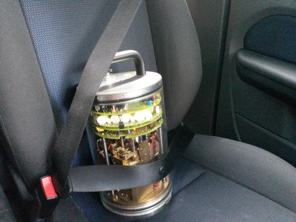 CamVolcSeis's tweet photo. Always make sure your #seismometer is belted in before travelling!
#earthquake #detectors https://t.co/9FFbzOVssv