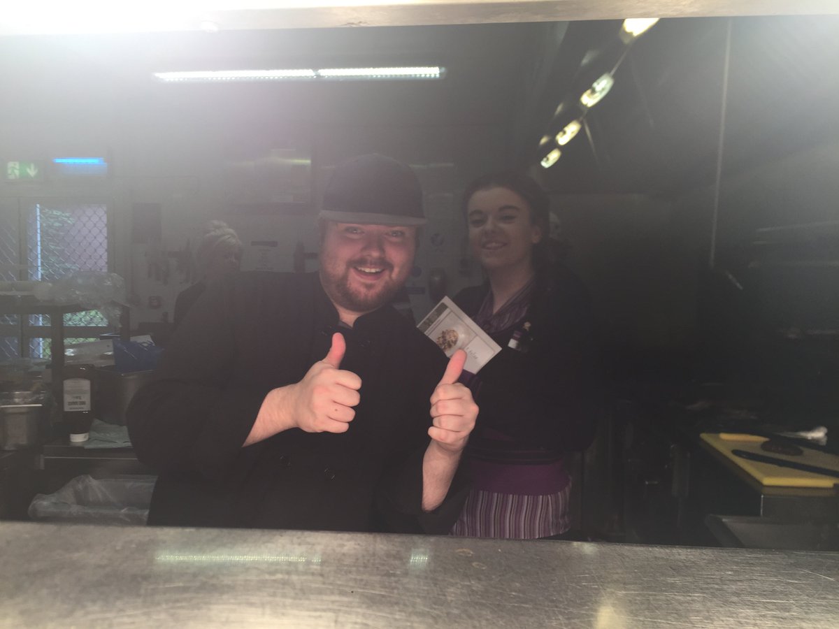TeamTrenthamPI's tweet photo. #foodfrenzy #summerThyme #newmenu #cantwait #teAmpeaks #teamwork @placemadebyyou @jmb0606 @smmottram https://t.co/yg63dBxNks