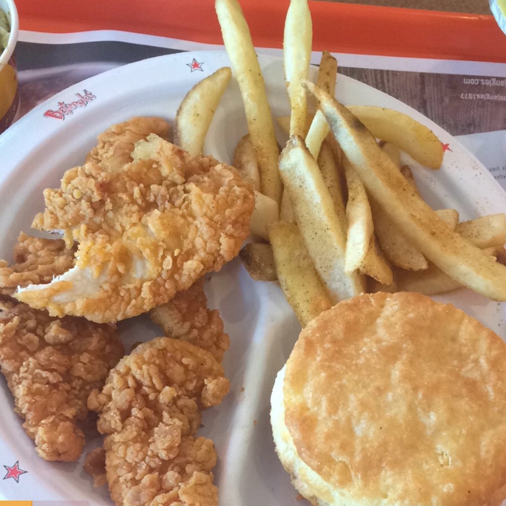jacksontrump's tweet photo. .#BojanglesRDU @getstealz https://t.co/X2iycpHetS