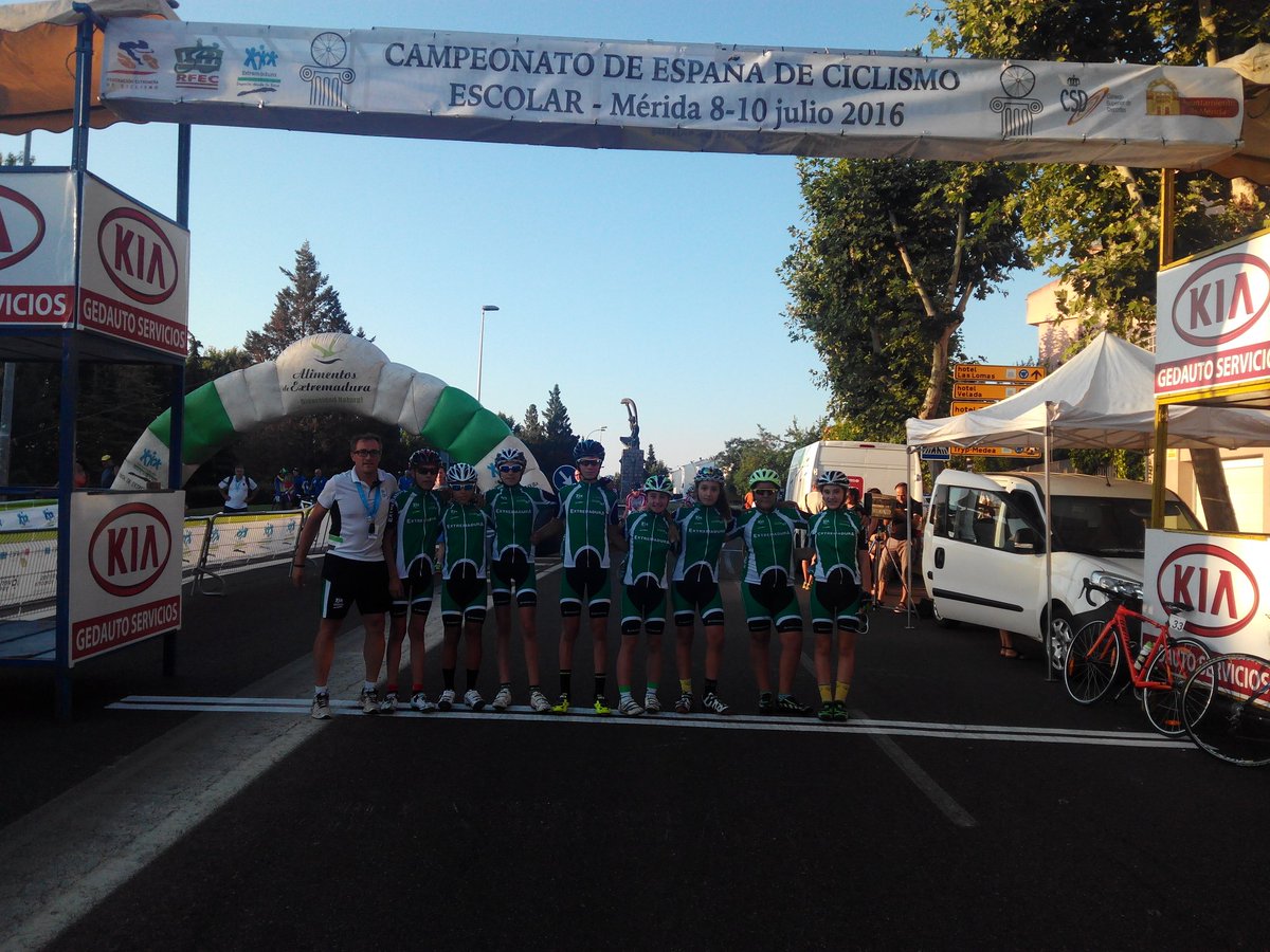 JesusNavarroCh's tweet photo. Orgulloso de la Selección Infantil Extremeña de Ciclismo en los campeonatos de España en edad escolar.... https://t.co/QJ3EAa7yBF