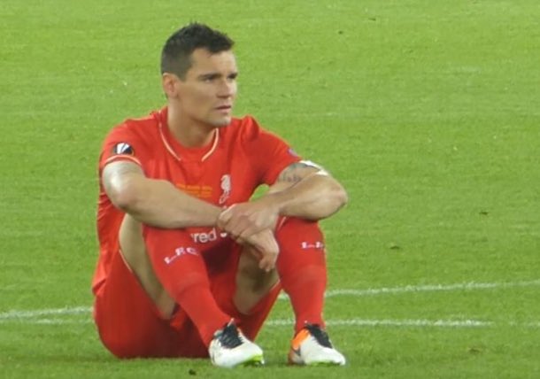 Saints1st's tweet photo. The difference between staying at #SaintsFC and joining #LFC.
#EURO2016 https://t.co/hQhZwasCLy